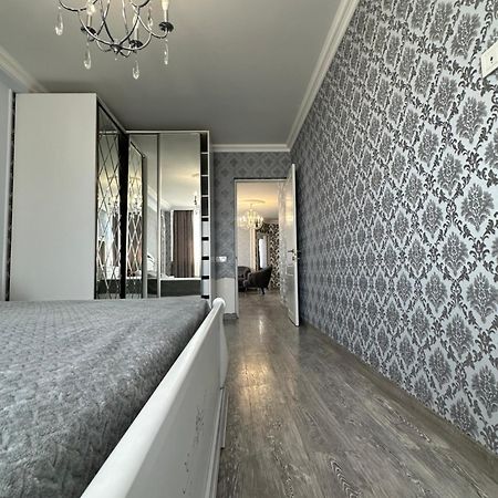Beautiful Apartment In Yerevan) エクステリア 写真