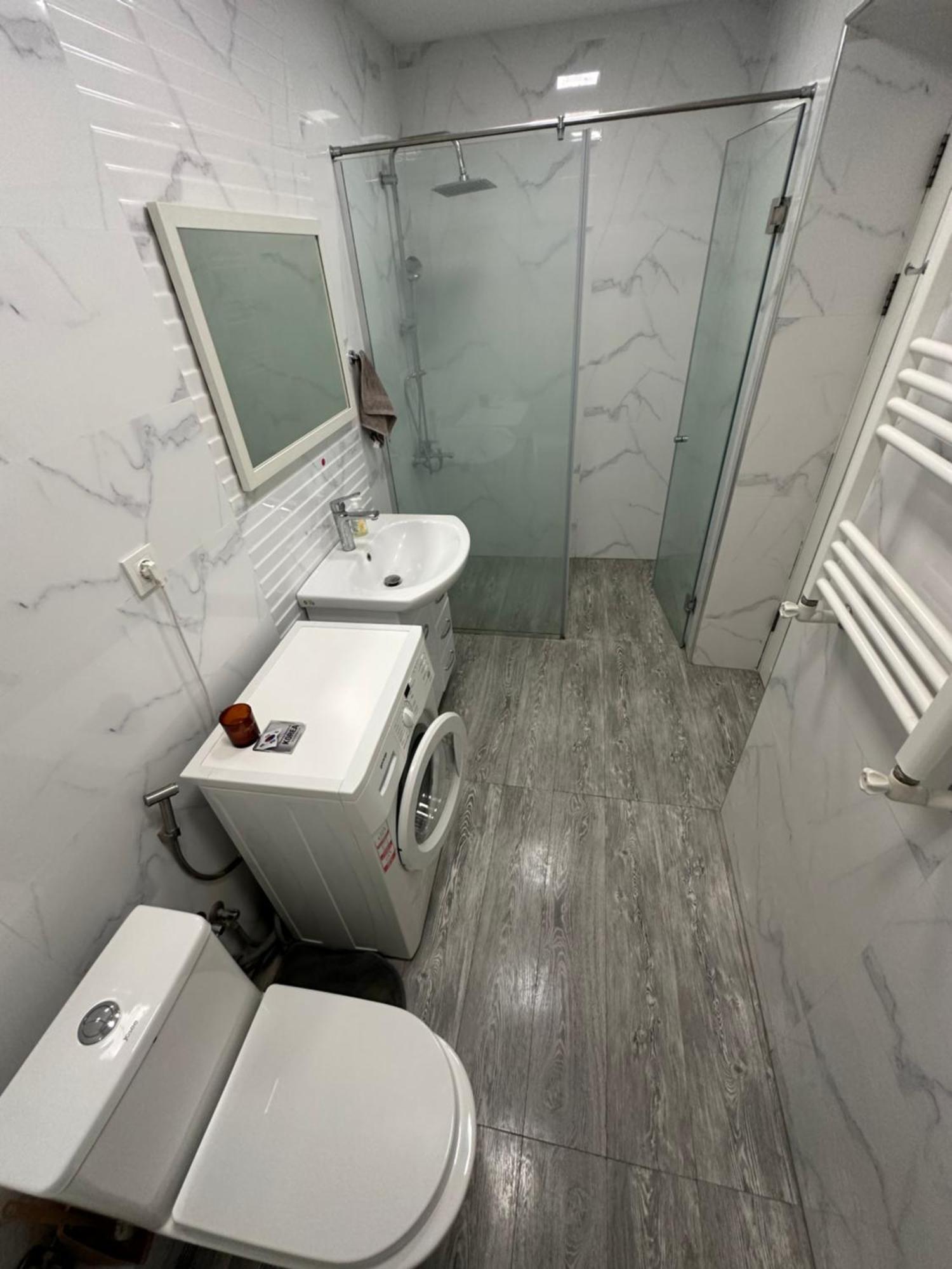 Beautiful Apartment In Yerevan) エクステリア 写真