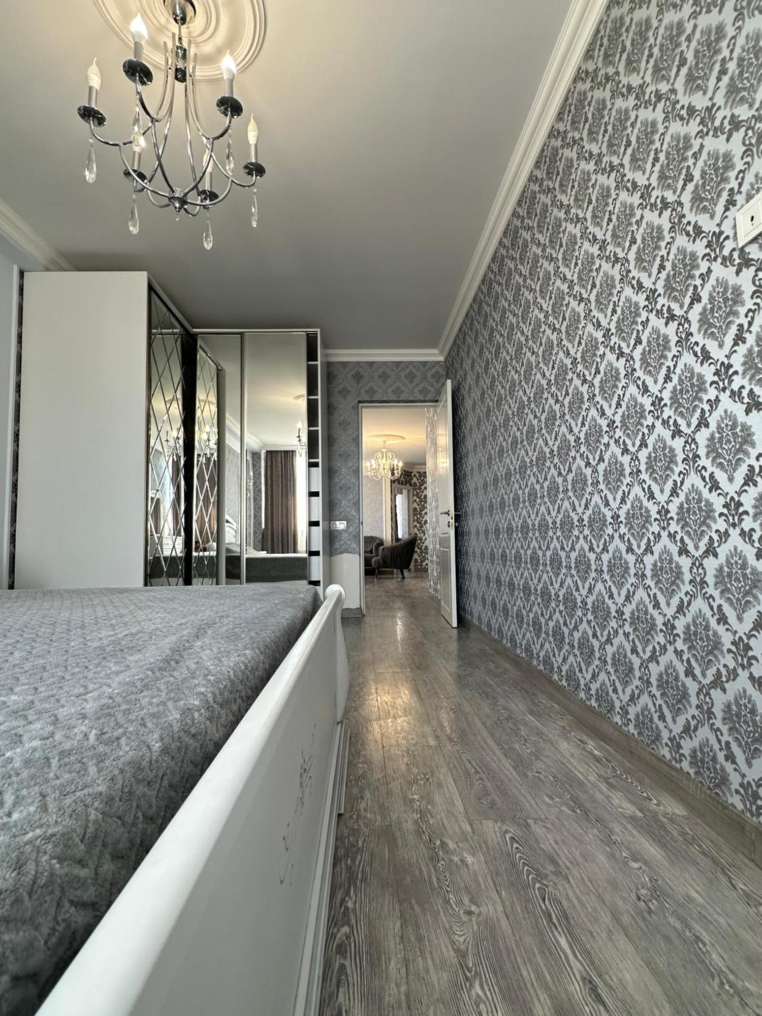 Beautiful Apartment In Yerevan) エクステリア 写真